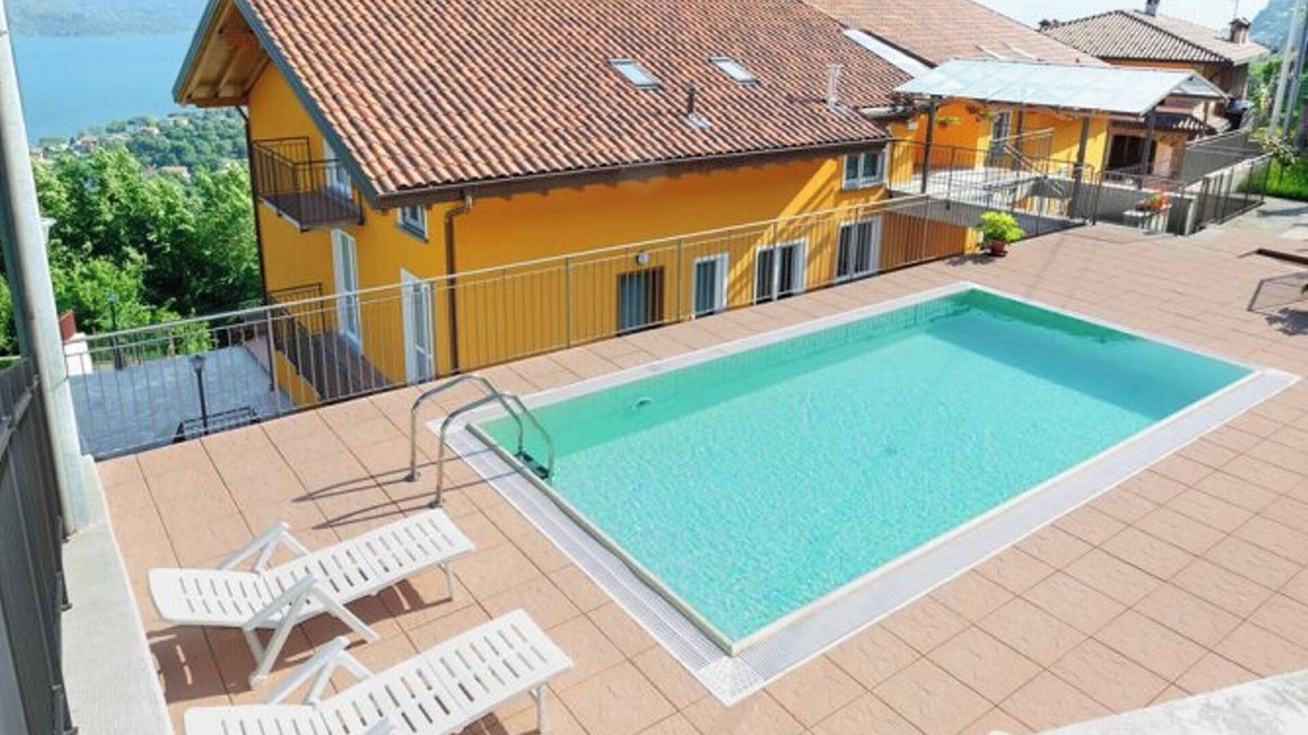 Vercana Apartment | Homerez - Apt near Lake, Vercana