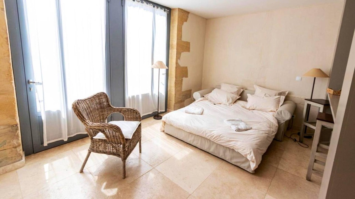 Cons-la-Grandville Apartment | Homerez - Beautiful appartement for 4 ppl. with terrace at Cons-la-Grandville