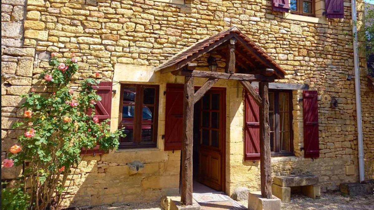 Prats-de-Carlux House | Homerez - Beautiful house for 4 ppl. with garden and terrace at Prats-de-Carlux