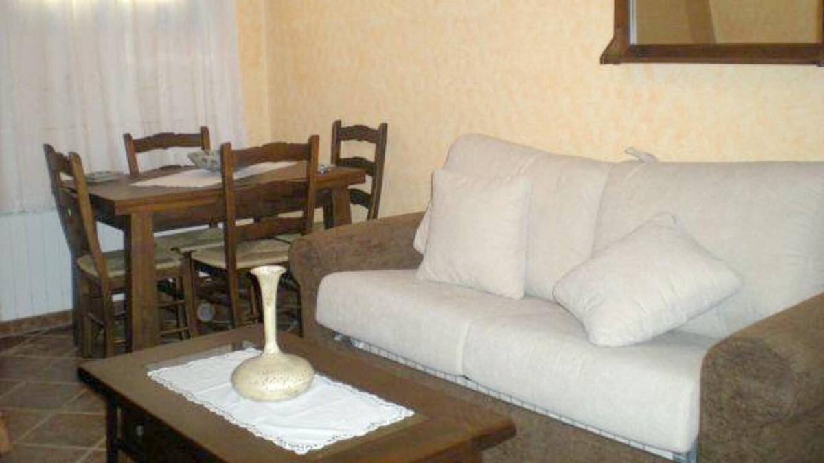 Hueva Apartment | Homerez - Beautiful appartement for 6 ppl. at Hueva