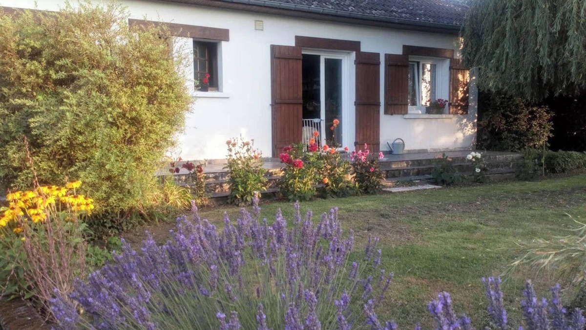Le Pont-de-Claix Ski Chalet | Homerez - Chalet with Private Pool in Le Pont-de-Claix