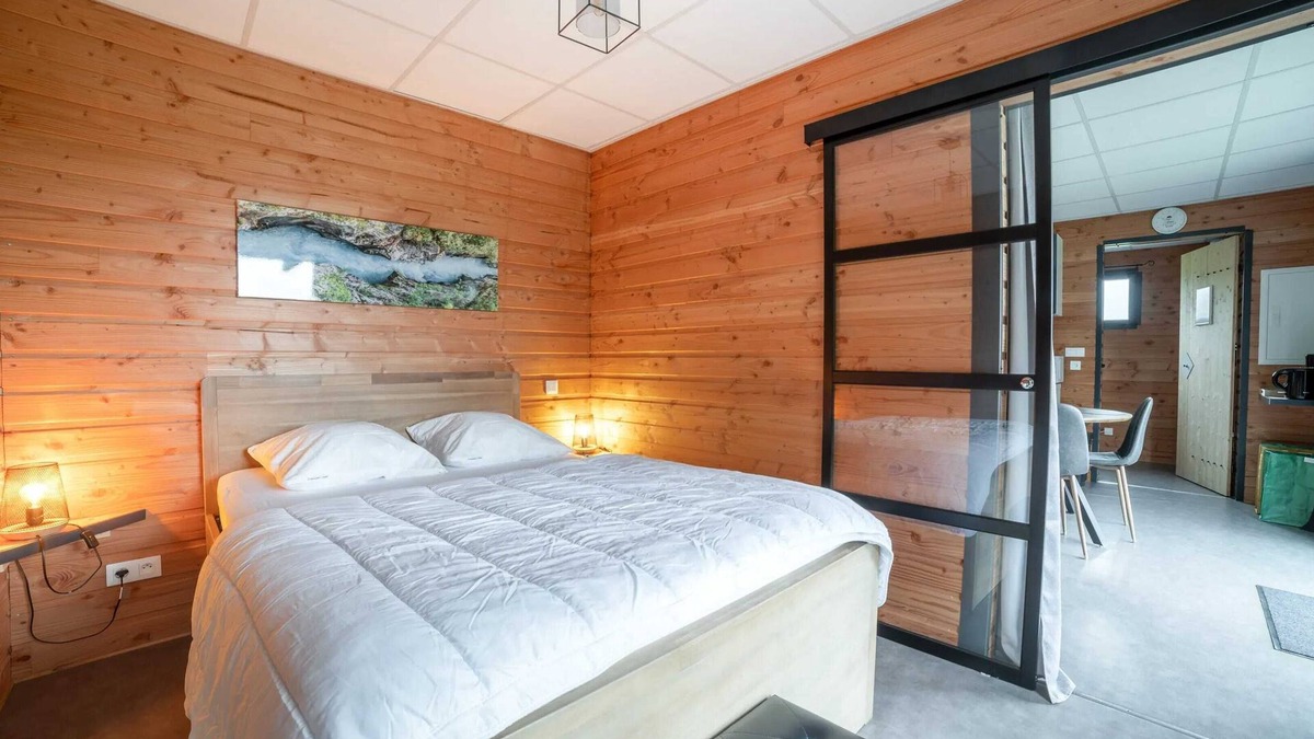 Saint-Sylvestre Ski Chalet | Homerez - Chalet in Saint-Sylvestre