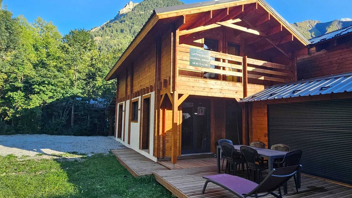 Venosc Ski Chalet | Homerez - Chalet in Les Deux Alpes