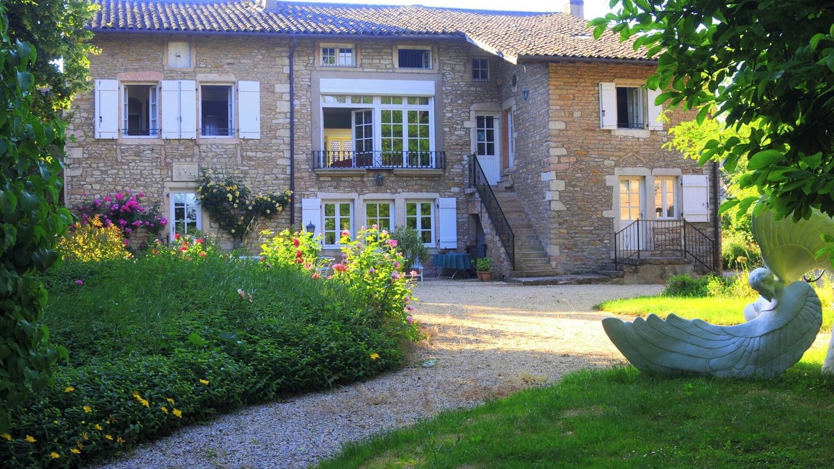 Lacrost Apartment | Homerez - Charming Apartment in Lacrost with Private Garden - 60 m²