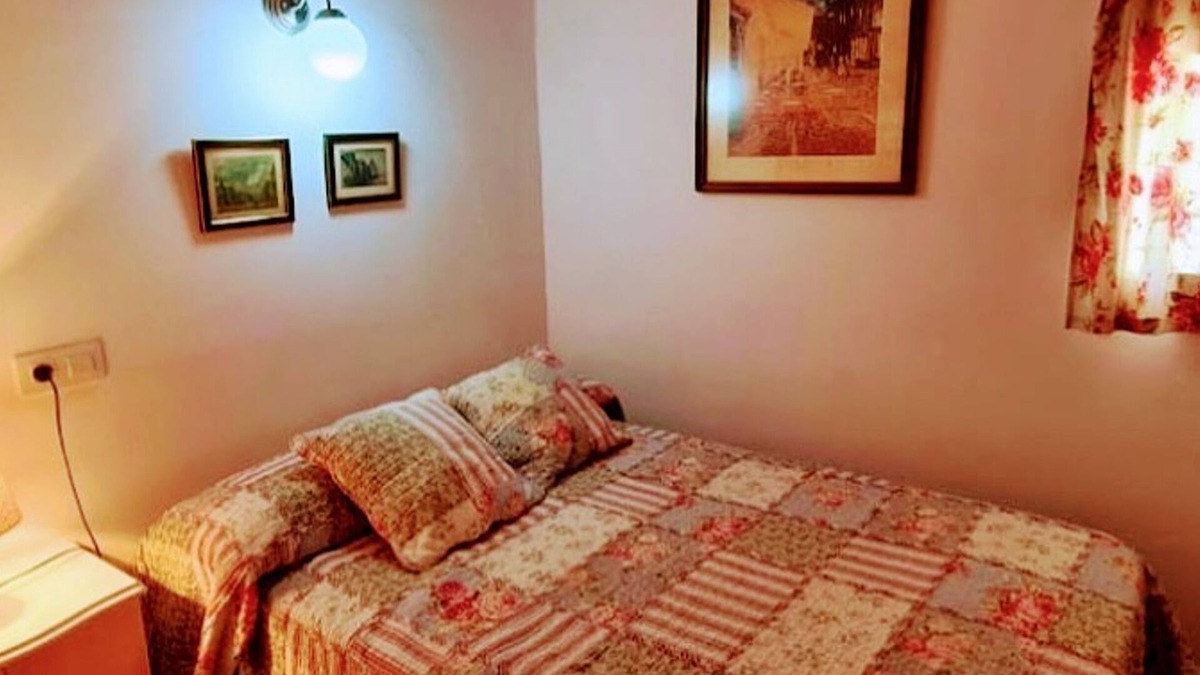 Old Town Apartment | Homerez - Charming apartment in Cuenca with parking included
