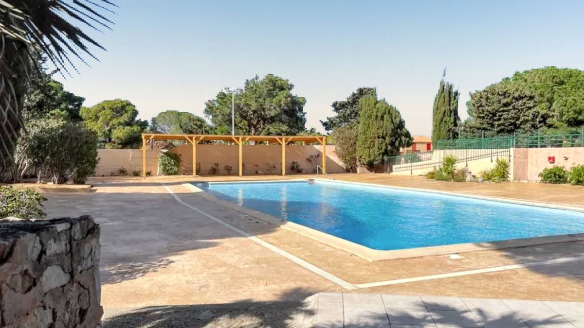Fitou Apartment | Homerez - Charming apartment in Fitou with shared pool - 36 m²