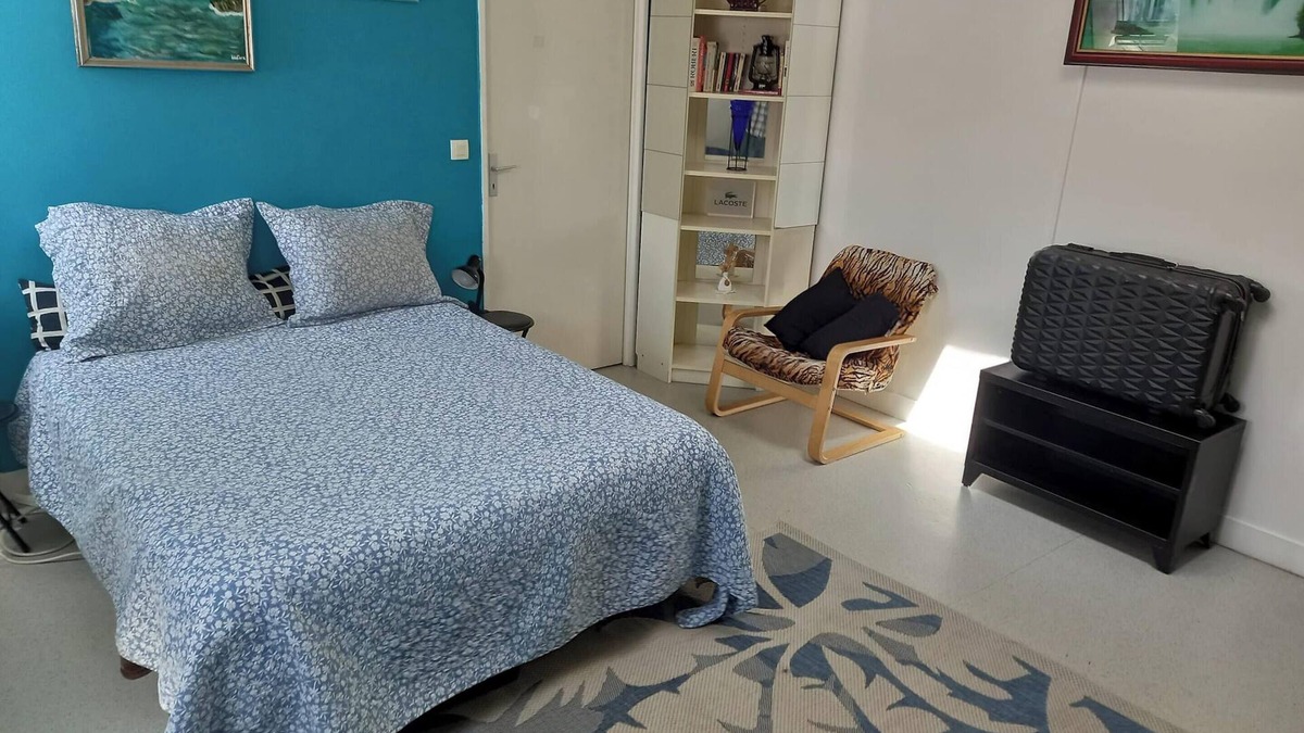 17th Arrondissement Apartment | Homerez - Charming Apartment Paris XVII - 27 m² - City View