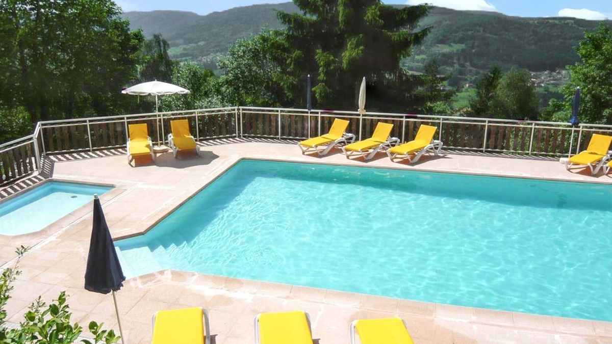 Le Tholy Ski Chalet | Homerez - Charming Chalet in Le Tholy with Shared Pool
