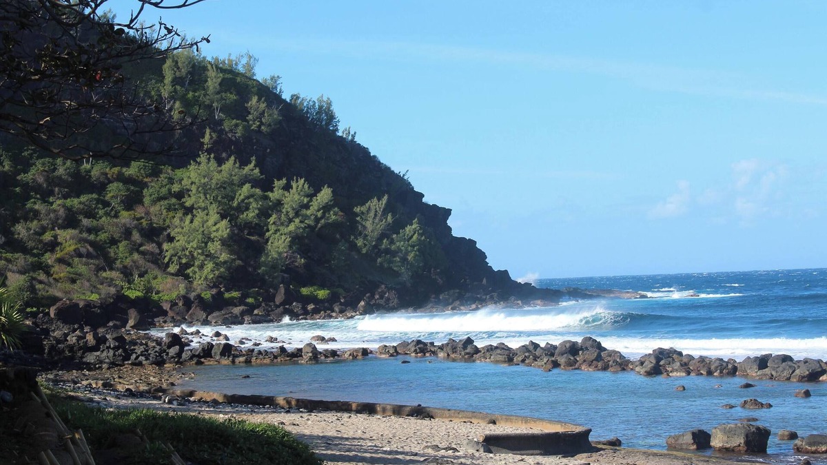 Grande Anse House | Homerez - Charming House with Sea View in Petite Île