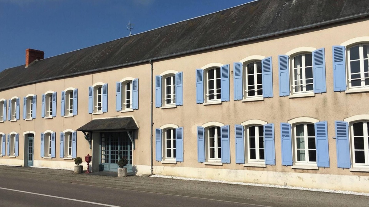 Le Dezert House | Homerez - Charming House in Le Dézert with Lake View