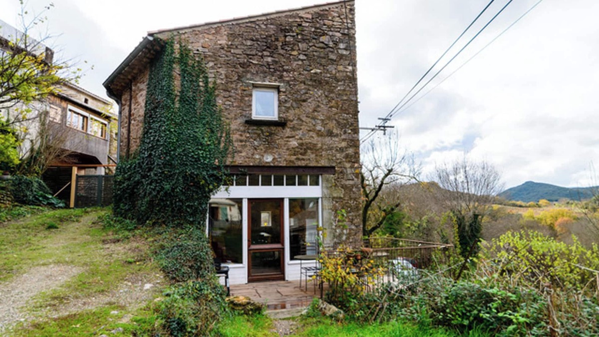Faugeres House | Homerez - Charming House in Faugères with Mountain View