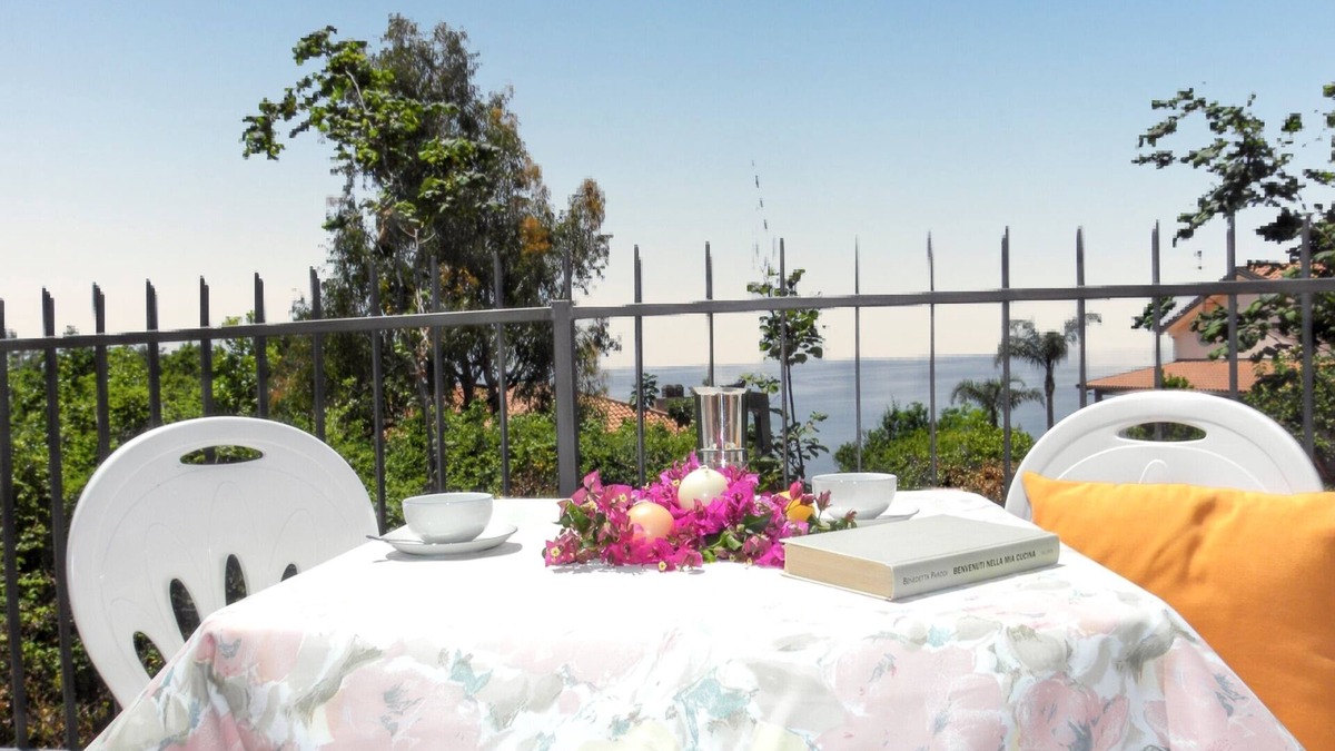 Fiumicello Santa Venere House | Homerez - Charming House Maratea