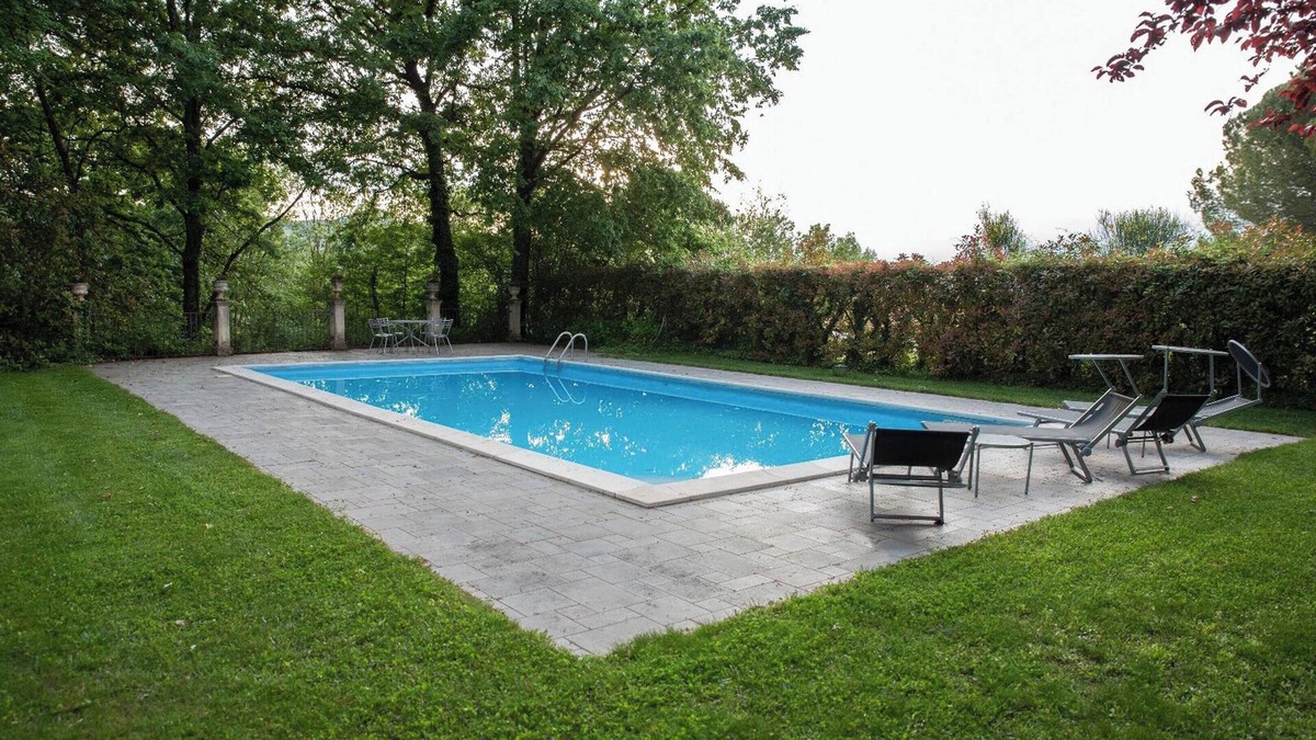 Alvignano Villa | Homerez - Charming villa in Alvignano with private pool