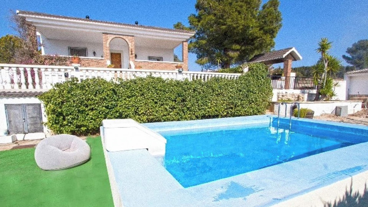 Tortosa Villa | Homerez - Charming villa near Tortosa with private pool