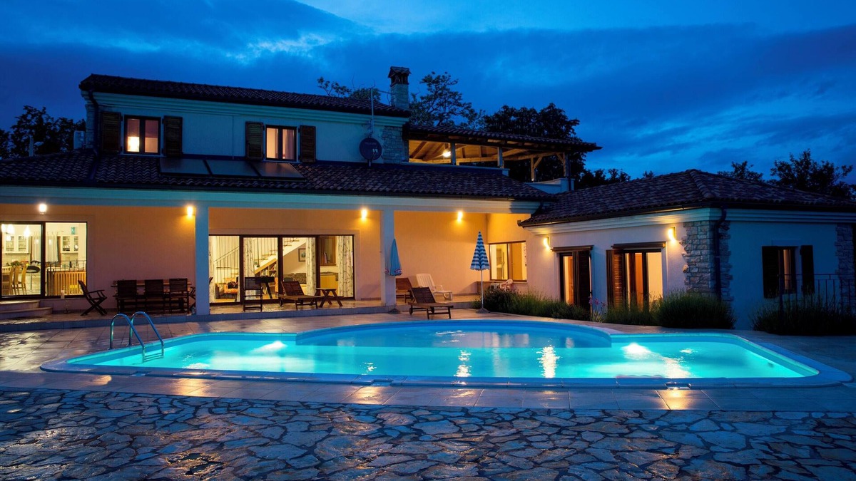 Gradisce Villa | Homerez - Charming Villa near Žminj with Private Pool