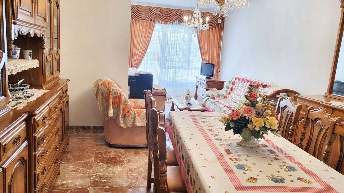 Covas Apartment | Homerez - Comfortable apartment in Vivero with balcony