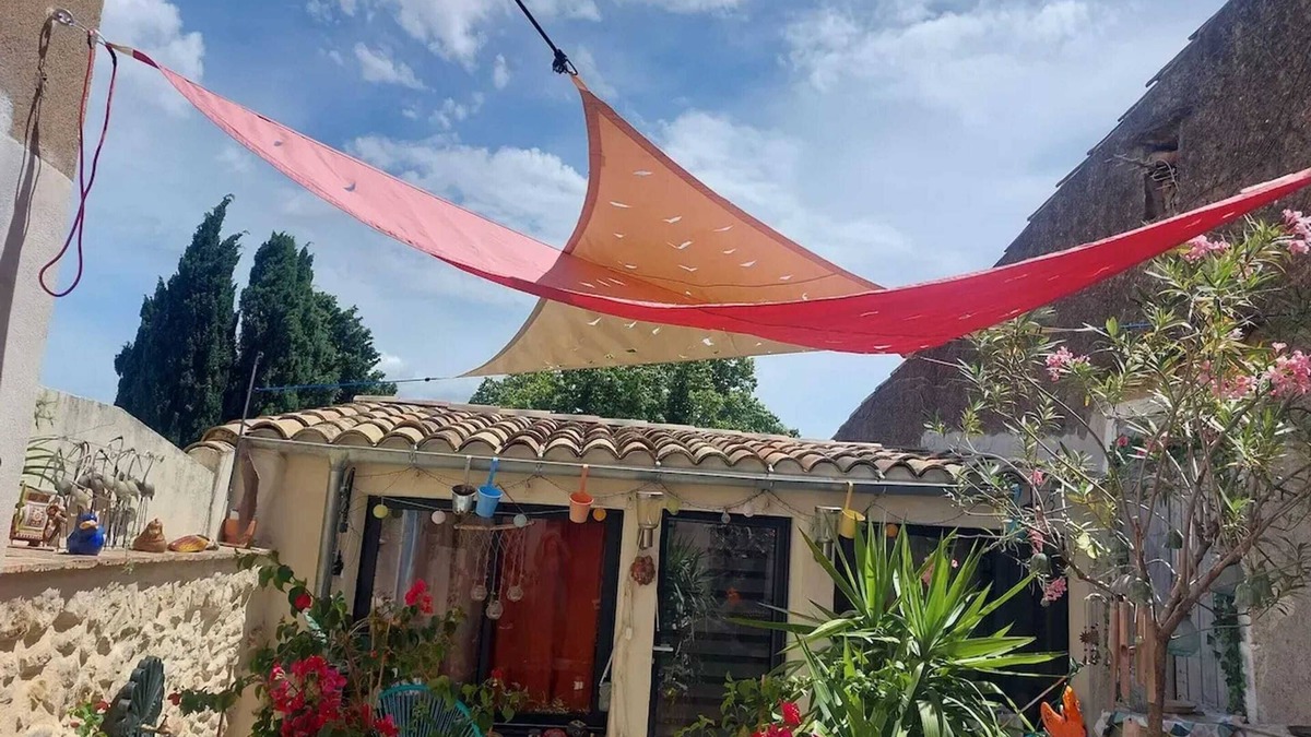 Roujan Apartment | Homerez - Comfortable Apartment in Roujan of 50 m²