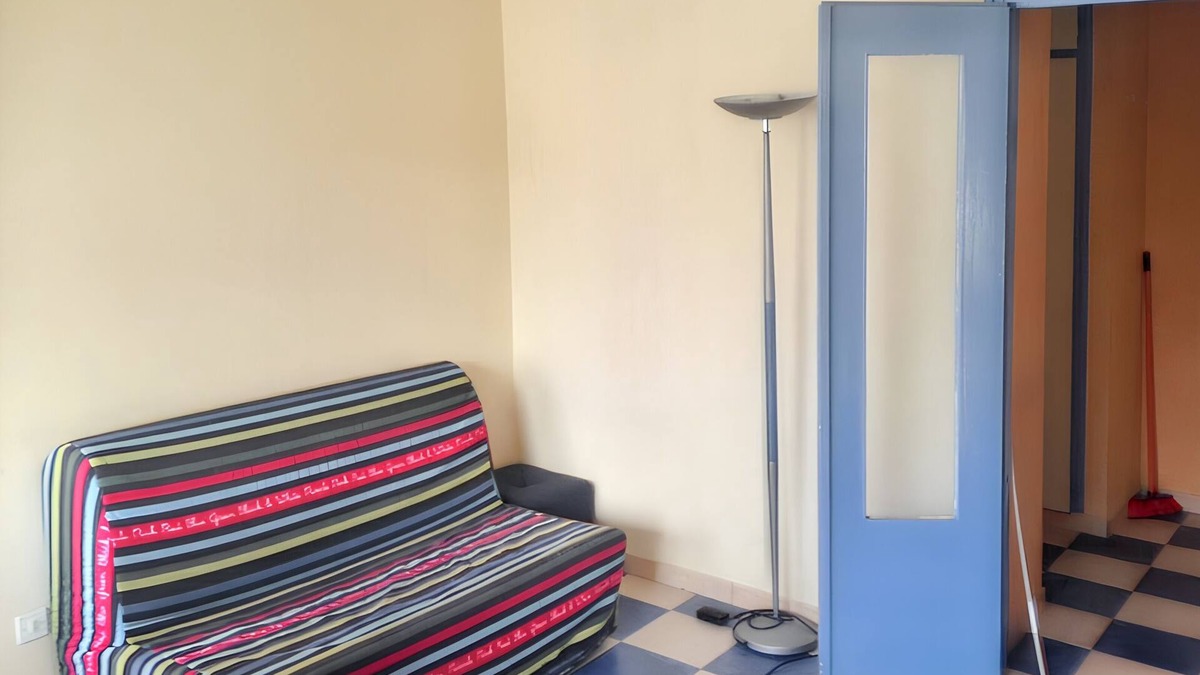 Les Iles Apartment | Homerez - Comfortable Apartment Metz 51m² + Parking