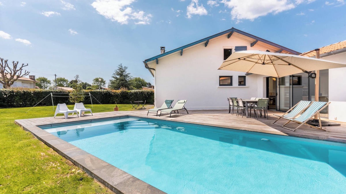 Seignosse Villa | Homerez - Comfortable Villa in Seignosse with Private Pool