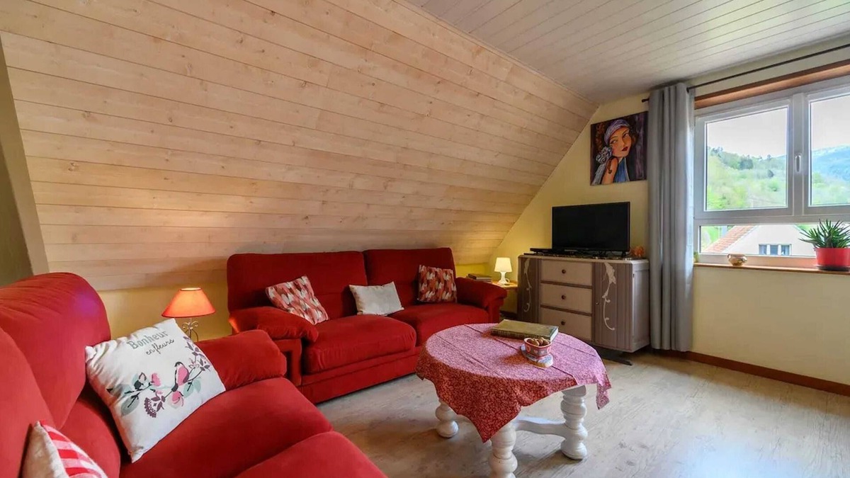 Freland House | Homerez - Cozy House in Fréland with Garden