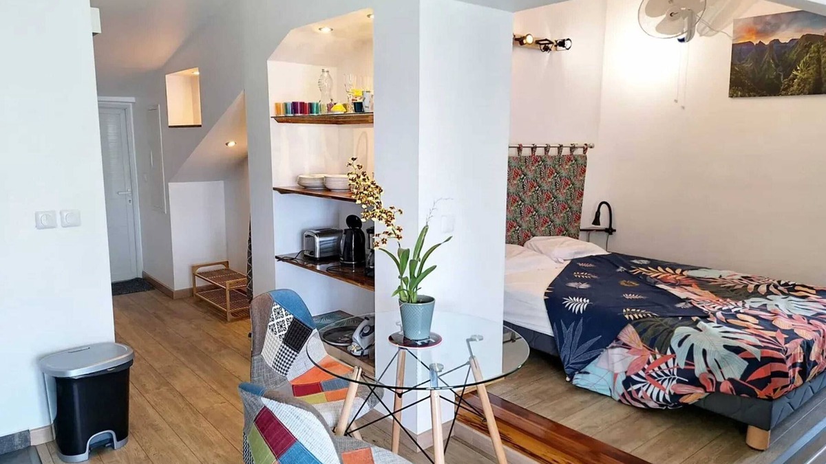 Piton Saint-Leu Apartment | Homerez - Cozy studio with sea view in Saint-Leu