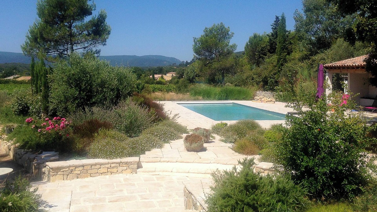 Gareoult Villa | Homerez - Dream Villa in Garéoult with Pool
