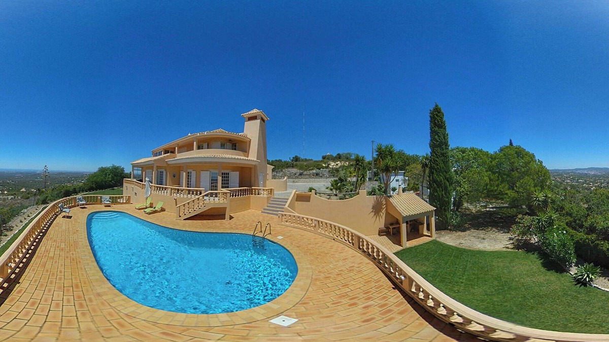 Alfeicao House | Homerez - Elegant family house in Loulé with private pool