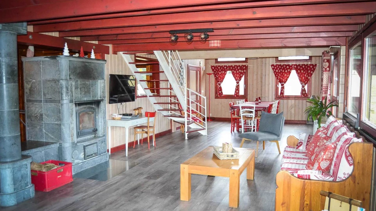 Vagney Ski Chalet | Homerez - Family Chalet in Vagney + Garden and Bowling Field