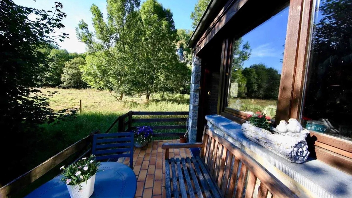 Thon-Samson House | Homerez - Family home in Thon