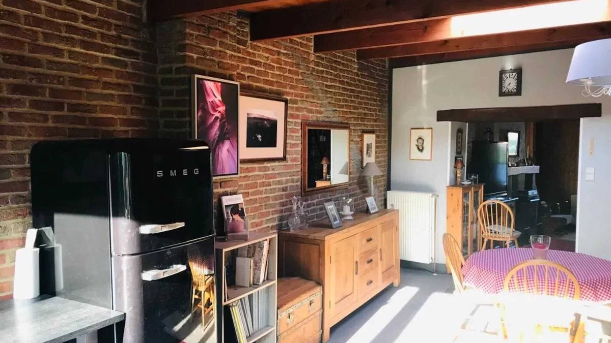 Thon-Samson House | Homerez - Family home in Thon
