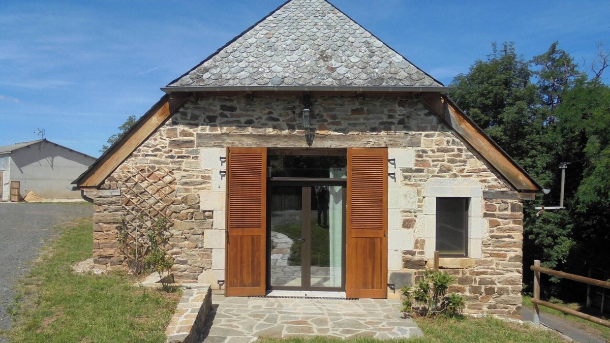 Castelnau-de-Mandailles House | Homerez - House in Castelnau-de-Mandailles