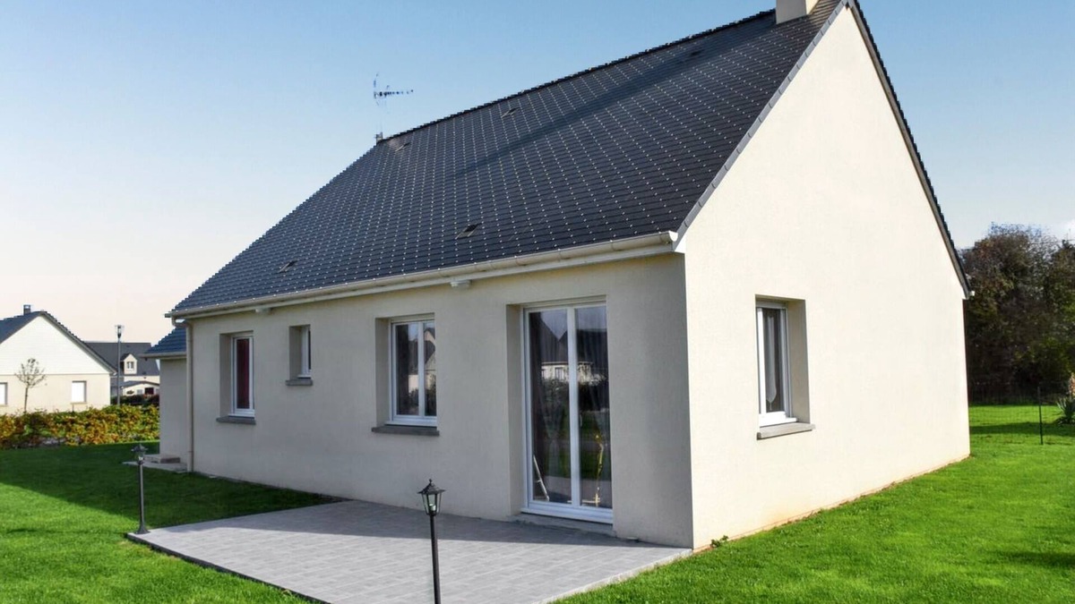 Saint-Laurent-sur-Mer House | Homerez - House in Saint-Laurent-sur-Mer