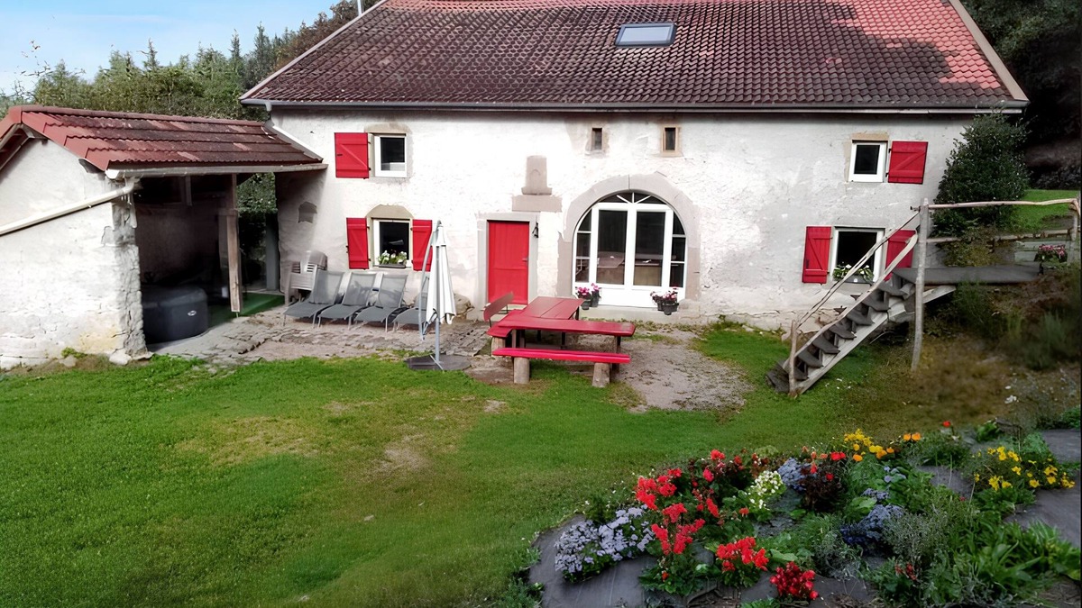 Arrentes-de-Corcieux House | Homerez - House in Arrentès-de-Corcieux