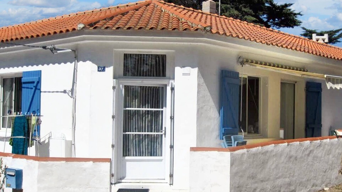 Noirmoutier-en-l'Ile House | Homerez - House in Noirmoutier-en-l'Île