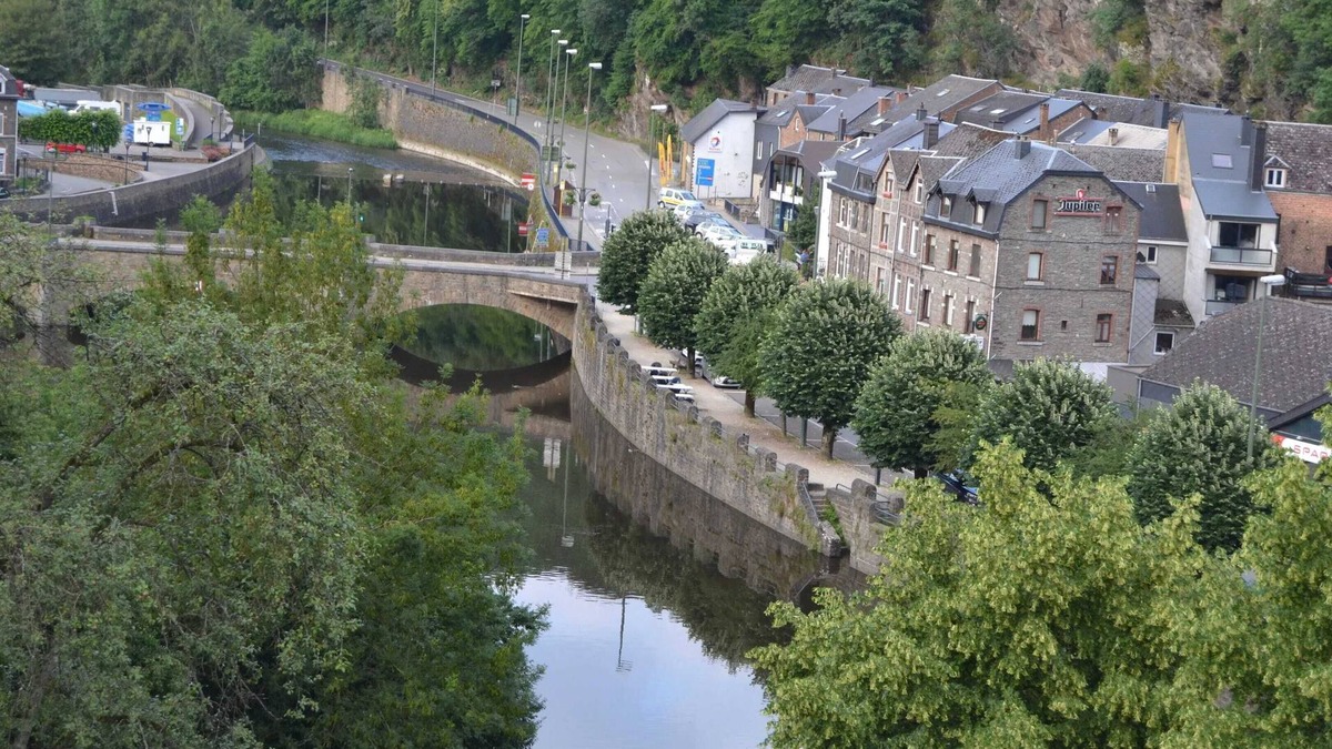 La Roche-en-Ardenne House | Homerez - House in La Roche-en-Ardenne