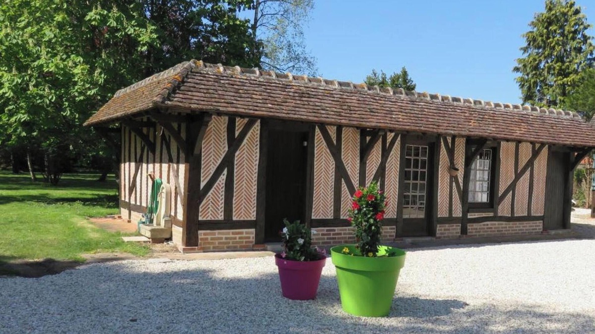 Souvigny-en-Sologne House | Homerez - House in Souvigny-en-Sologne