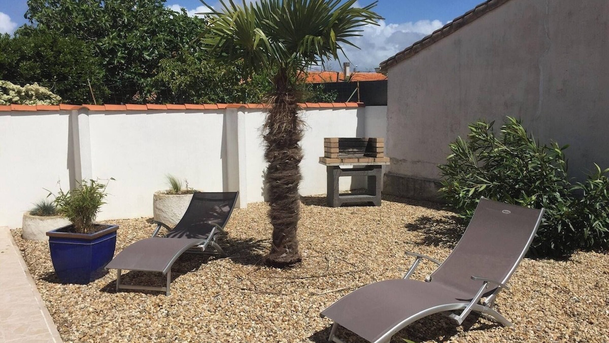 Port District House | Homerez - House Châtelaillon-Plage