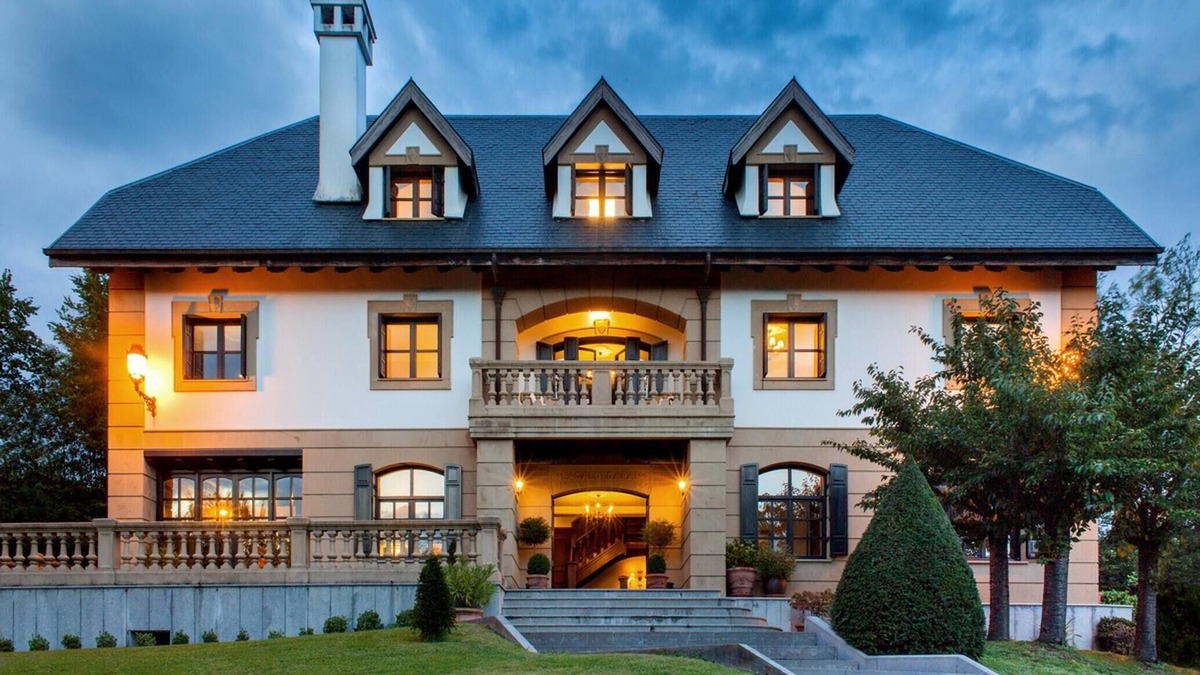 Oiartzun House | Homerez - House 10 km away from the beach for 10 ppl. with garden and terrace