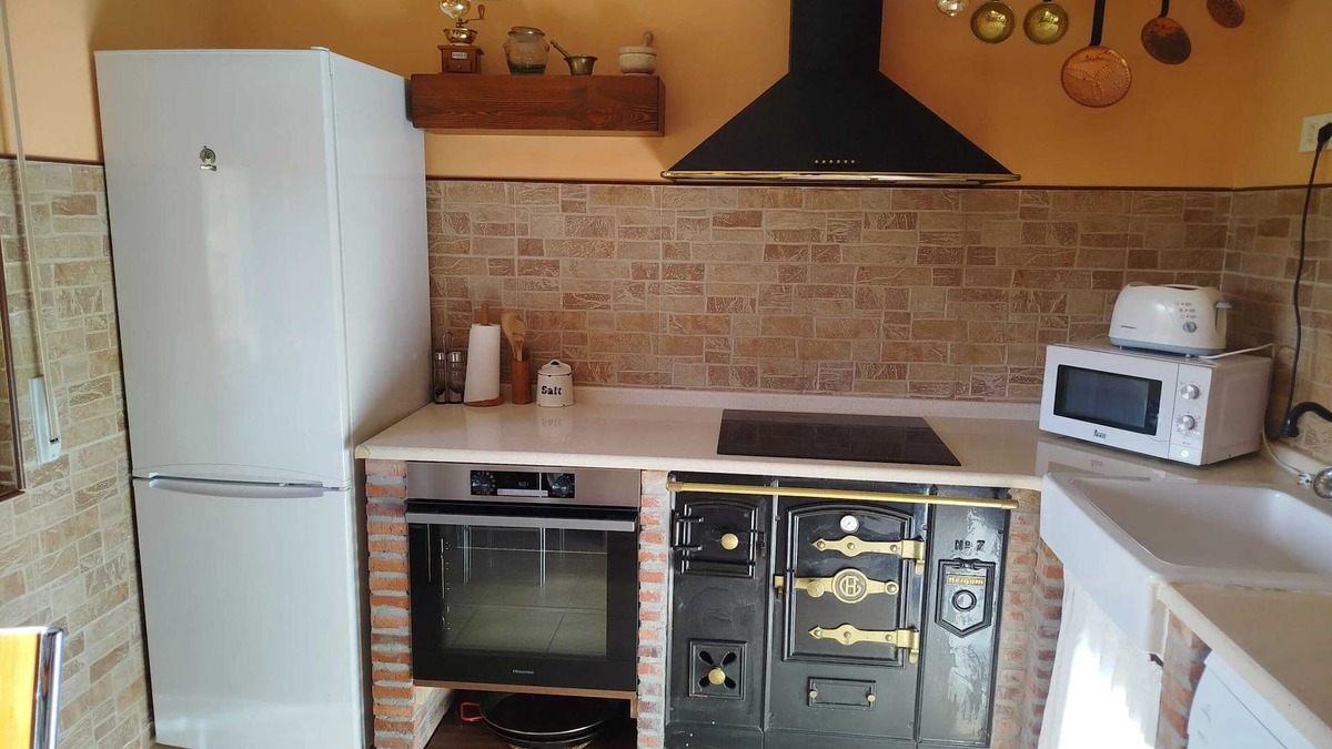 Peral de Arlanza House | Homerez - House in Peral de Arlanza