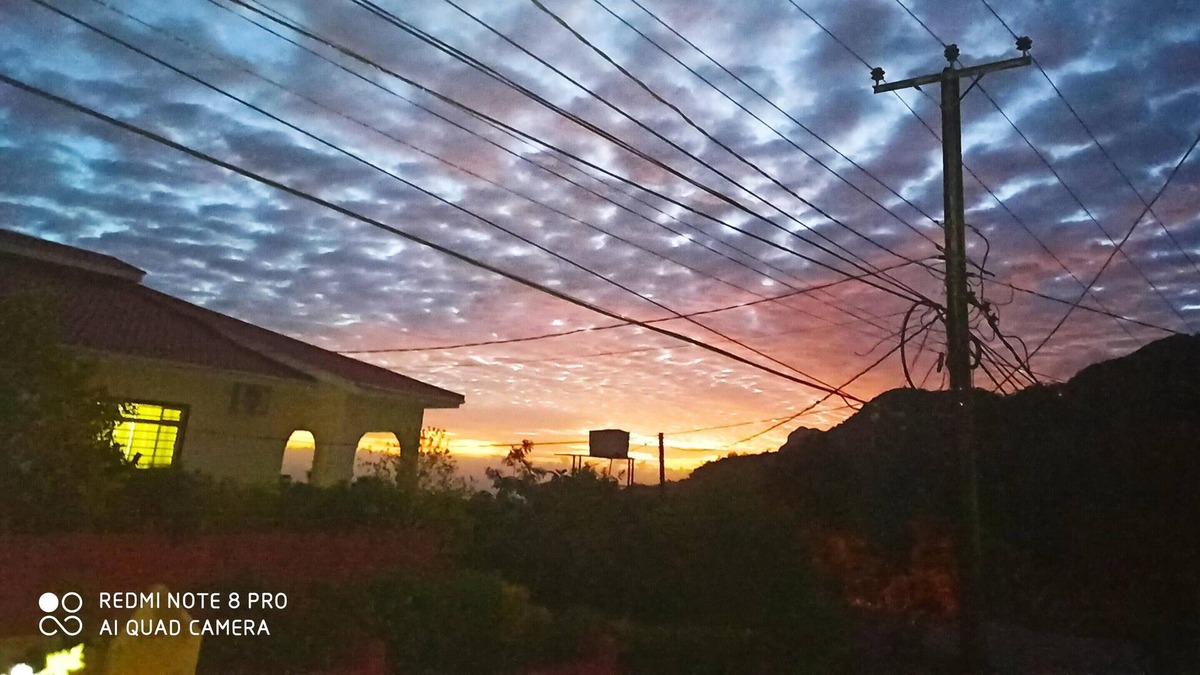 La Misere House | Homerez - House for 6 ppl. with sea view, garden and terrace at Souvenir