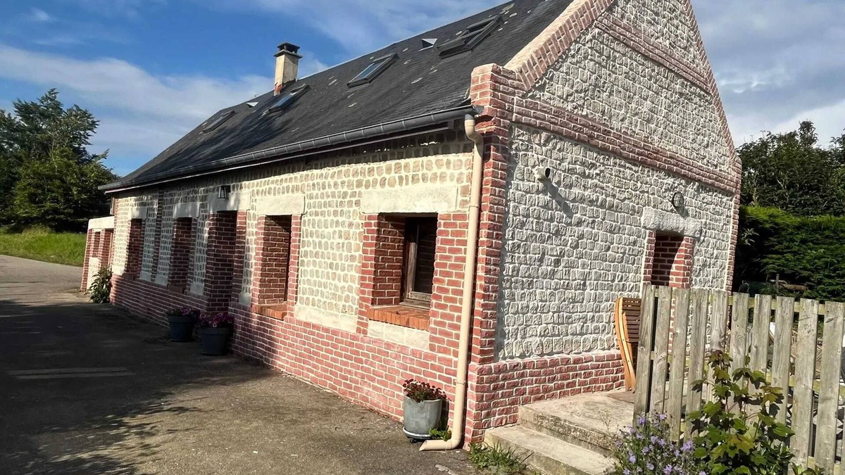 Bec-de-Mortagne House | Homerez - House in Bec-de-Mortagne