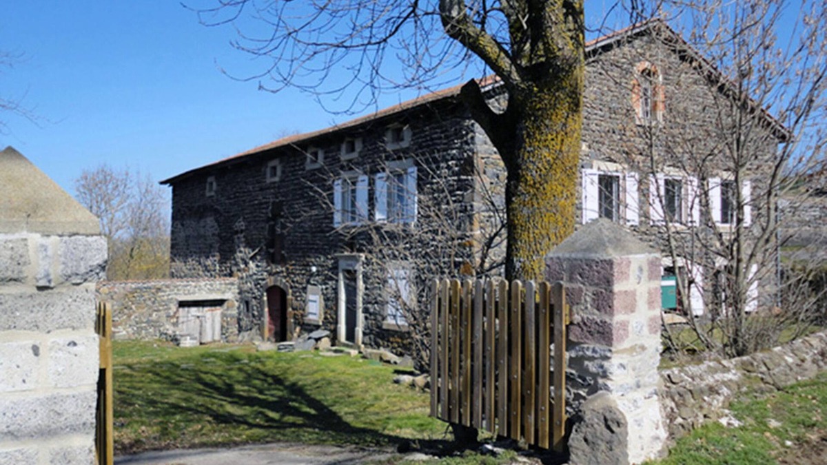 Arlempdes House | Homerez - House in Arlempdes, Countryside
