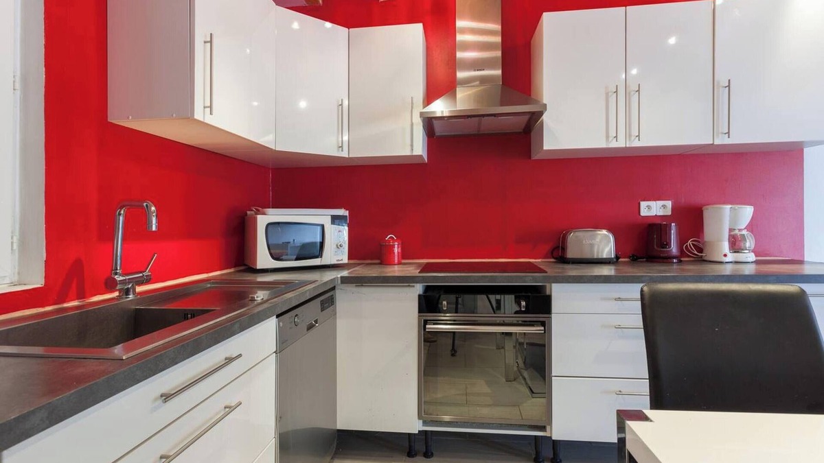 Bollene House | Homerez - House in Bollène with shared pool