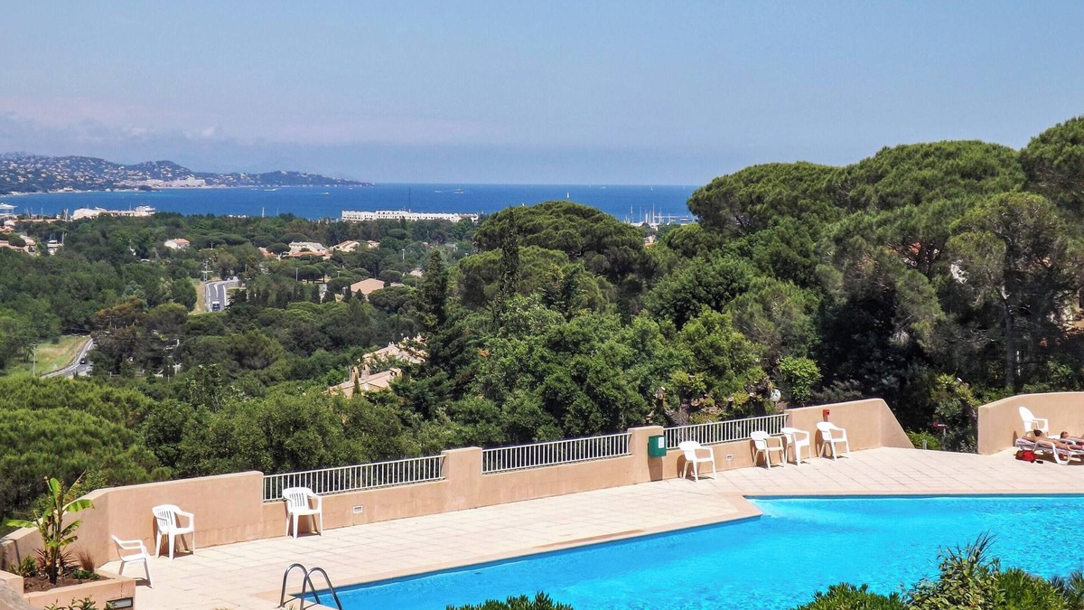 Gassin House | Homerez - House in Cogolin with sea view