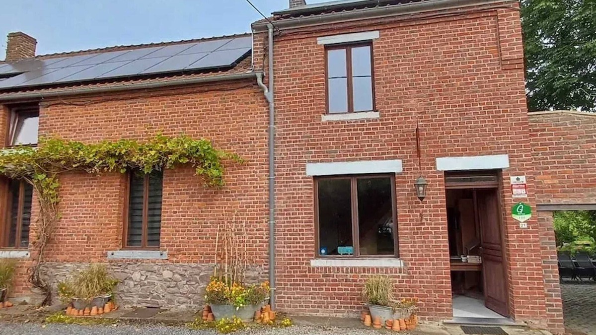 Montignies-sur-Roc House | Homerez - House in Montignies-sur-Roc
