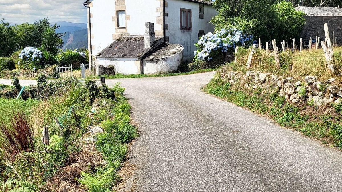 Ourol House | Homerez - House in Ourol, Mountain.