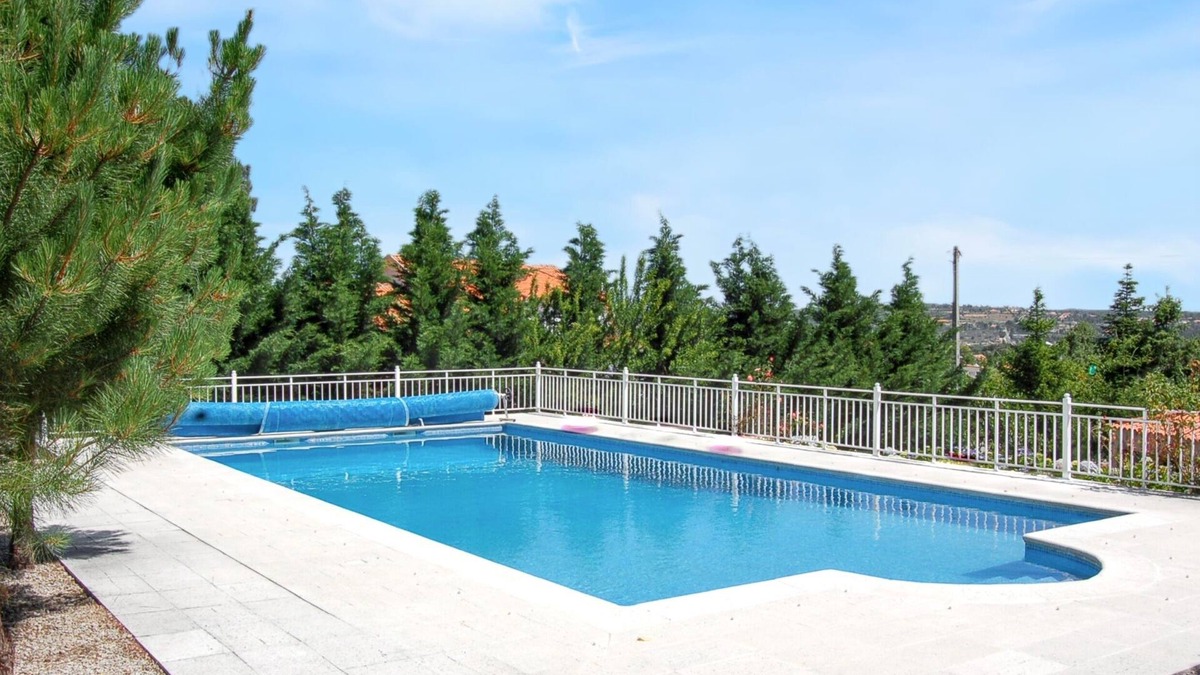 Guarda House | Homerez - House in Vila Fernando