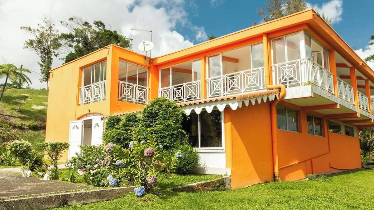 Saint-Joseph House | Homerez - House in Saint-Joseph