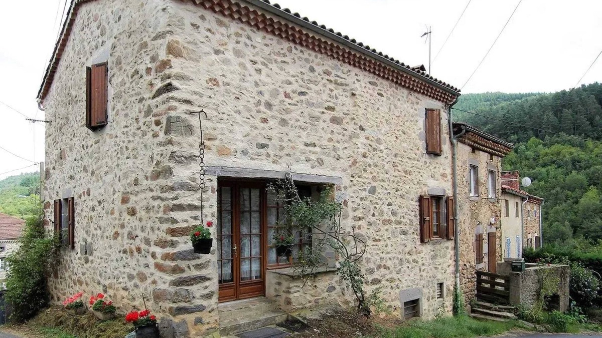 Saint-Cirgues House | Homerez - House near Saint-Cirgues
