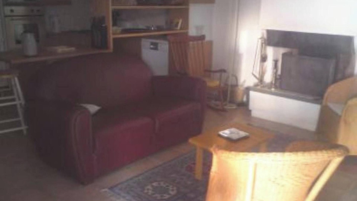 Eygaliers Apartment | Homerez - Lake-view Apt Eygaliers
